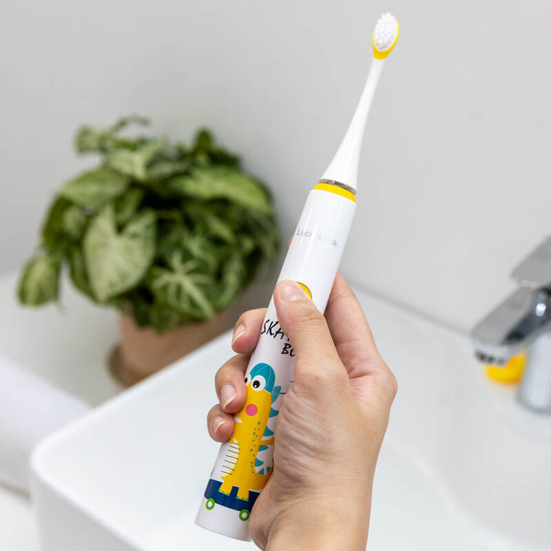 Bàn Chải Đánh Răng Điện Cho Bé LocknLock Electric Toothbrush For Kids 5V, 1.5W - Màu Trắng - ENR226WHT, , large image number null